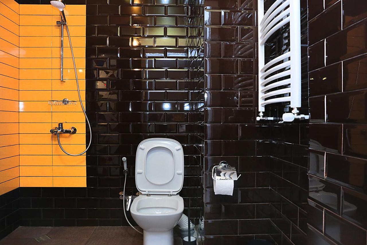 G-Old Town Hotel Tbilisi ภายนอก รูปภาพ