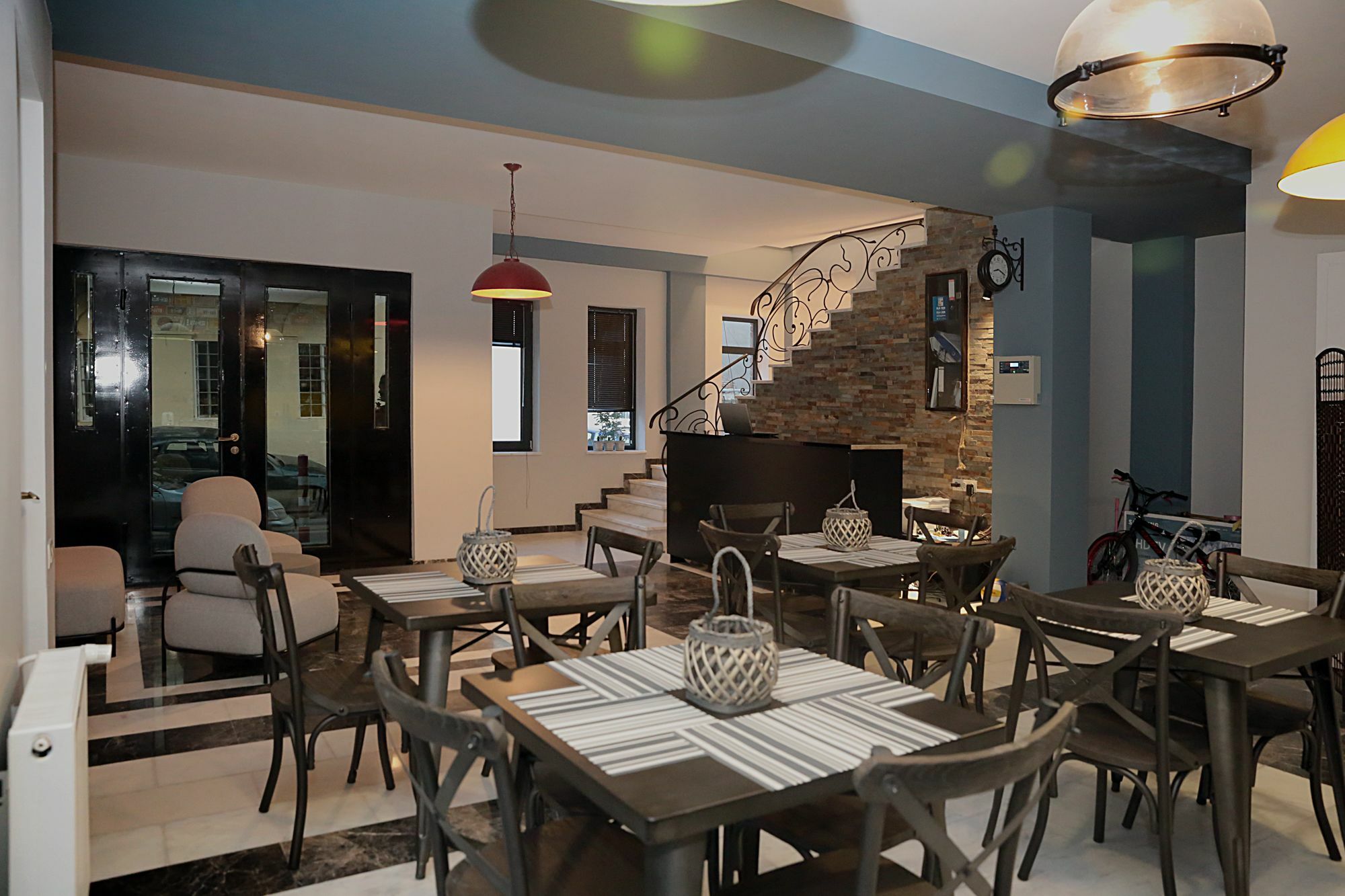 G-Old Town Hotel Tbilisi ภายนอก รูปภาพ